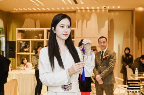 头像森系女生唯美图片(优选24张)